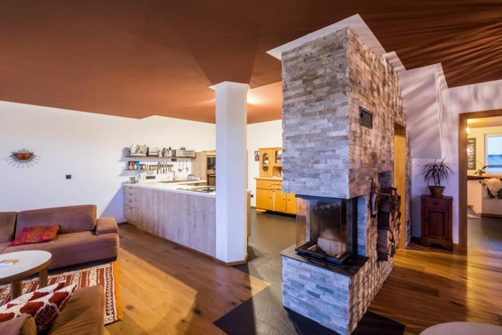 Wohlfuehloase Mit Blick Auf Trier Apartment Exterior photo